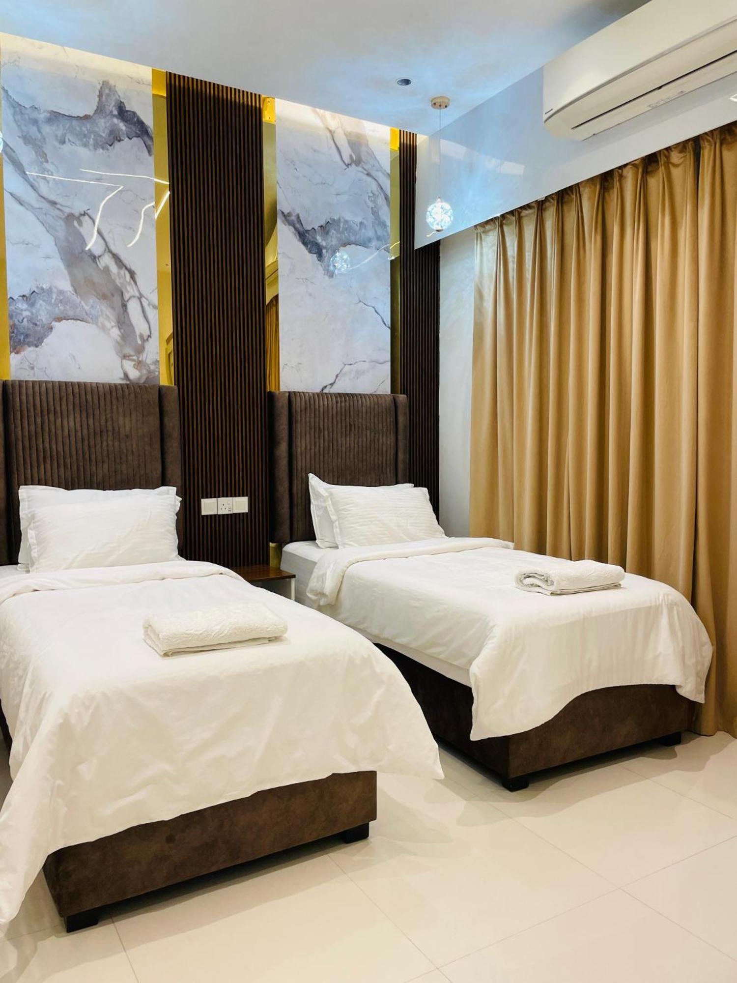 Mabahj Garnatha Hotel Apartments Suhar Exterior foto