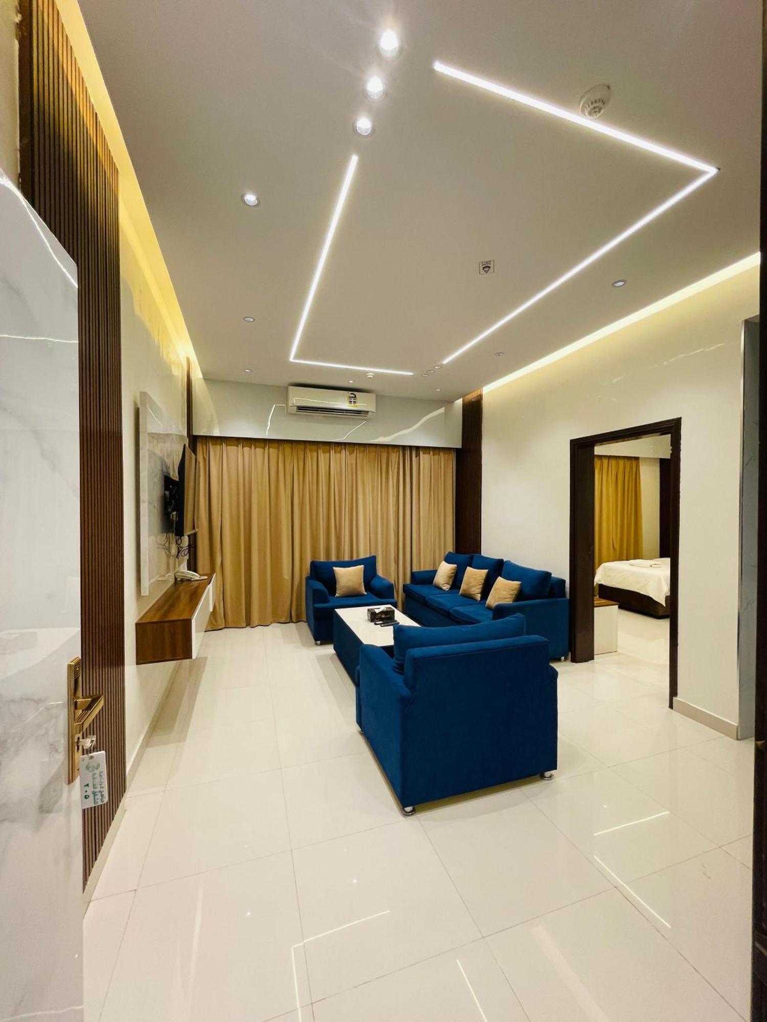 Mabahj Garnatha Hotel Apartments Suhar Exterior foto